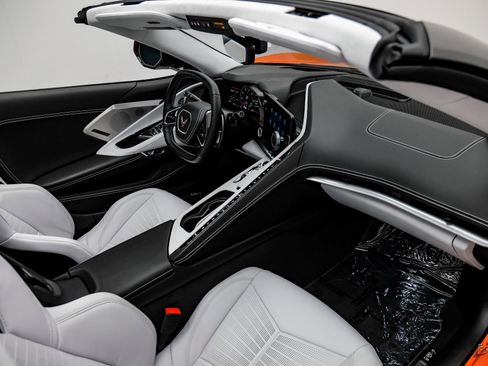 Used 2021 Chevrolet Corvette Stingray Premium Conv w/ Z51 Performance Package image 51