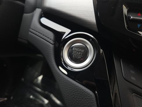 New 2026 Honda Odyssey Touring image 19