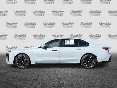 Certified 2024 BMW 740i w/ Premium Package 2 RWD image 8