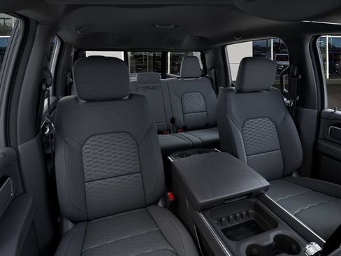 New 2026 RAM 1500 4x4 Crew Cab image 16