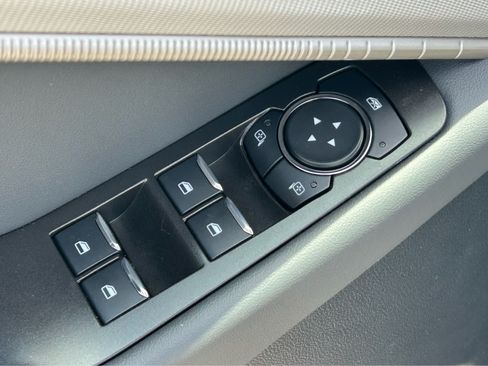 New 2026 Ford Explorer Active w/ Active Comfort Package AWD/4WD image 18