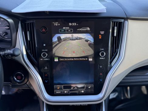 Used 2023 Subaru Outback Limited image 31