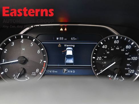 Used 2022 Nissan Frontier S RWD image 18