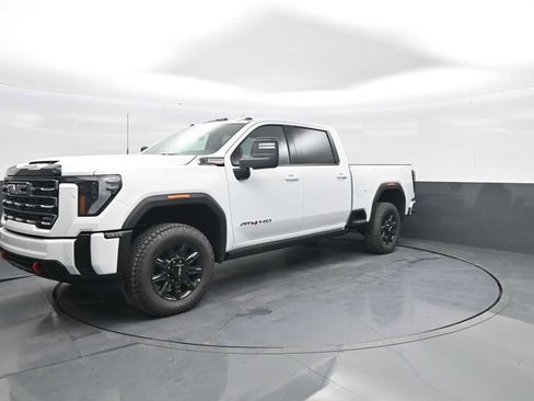 New 2026 GMC Sierra 2500 AT4 w/ AT4 Premium Plus Package AWD/4WD image 4