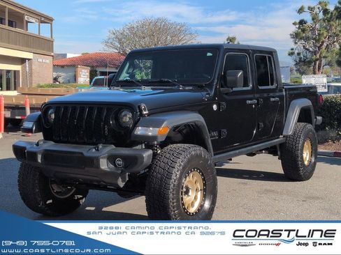 Certified 2020 Jeep Gladiator Sport w/ Quick Order Package 24S image 1