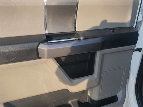 Used 2020 Ford F150 XLT w/ Equipment Group 302A Luxury image 17