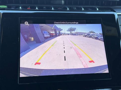 New 2025 Jeep Grand Cherokee L Altitude image 14