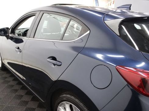 Used 2016 MAZDA MAZDA3 s Grand Touring FWD image 11