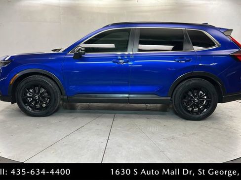 Used 2025 Honda CR-V Sport image 2