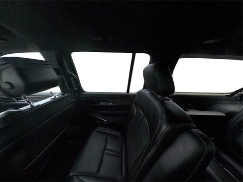 Used 2024 Jeep Wagoneer L Series II image 33