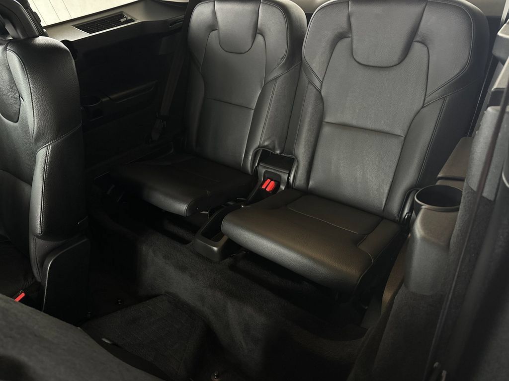 Certified 2023 Volvo XC90 B6 Plus w/ Protection Package Premier AWD/4WD image 14