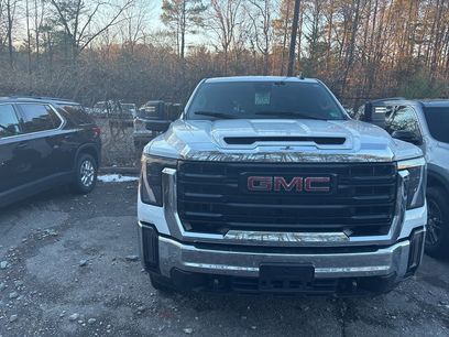 Used 2026 GMC Sierra 2500 Pro w/ Convenience Package