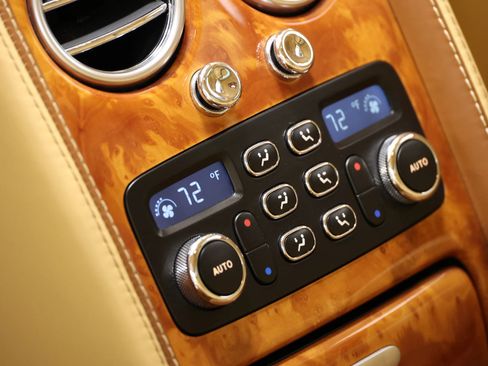 Used 2012 Bentley Flying Spur Flying Spur AWD/4WD image 64