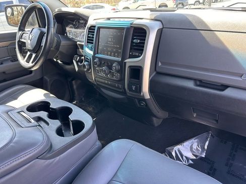Used 2017 RAM 1500 Big Horn RWD image 18