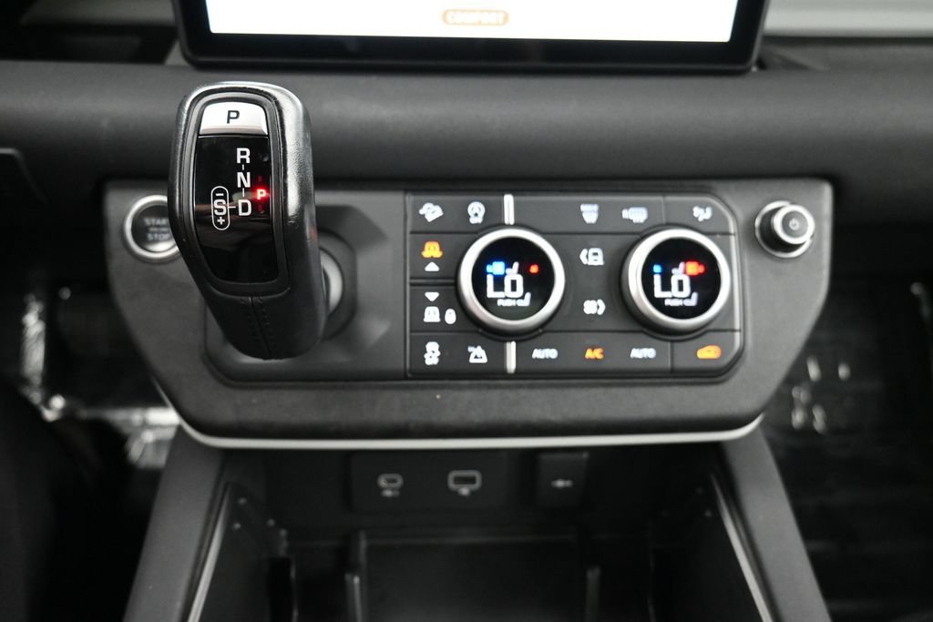 Used 2023 Land Rover Defender 110 X-Dynamic SE AWD/4WD image 19