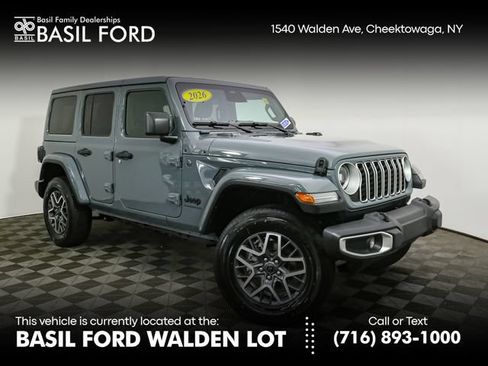 Used 2026 Jeep Wrangler Unlimited Sahara AWD/4WD image 1