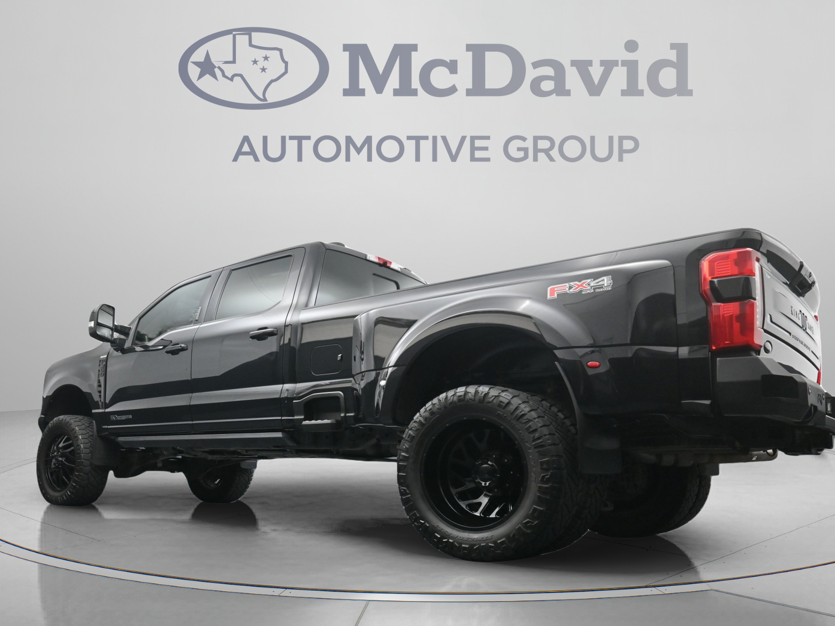 Used 2024 Ford F350 King Ranch w/ Chrome Package AWD/4WD image 31