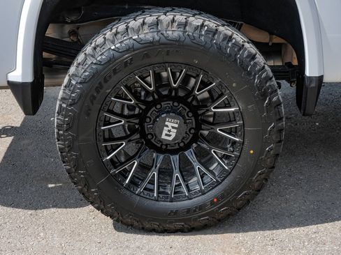 Used 2021 Chevrolet Silverado 2500 LT w/ Convenience Package AWD/4WD image 60