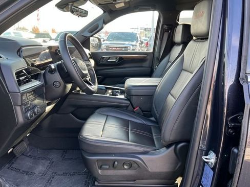 Certified 2025 Chevrolet Tahoe High Country image 10