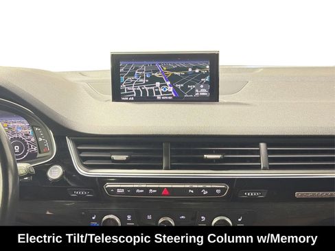 Used 2018 Audi Q7 3.0T Premium Plus w/ Premium Plus Package image 16