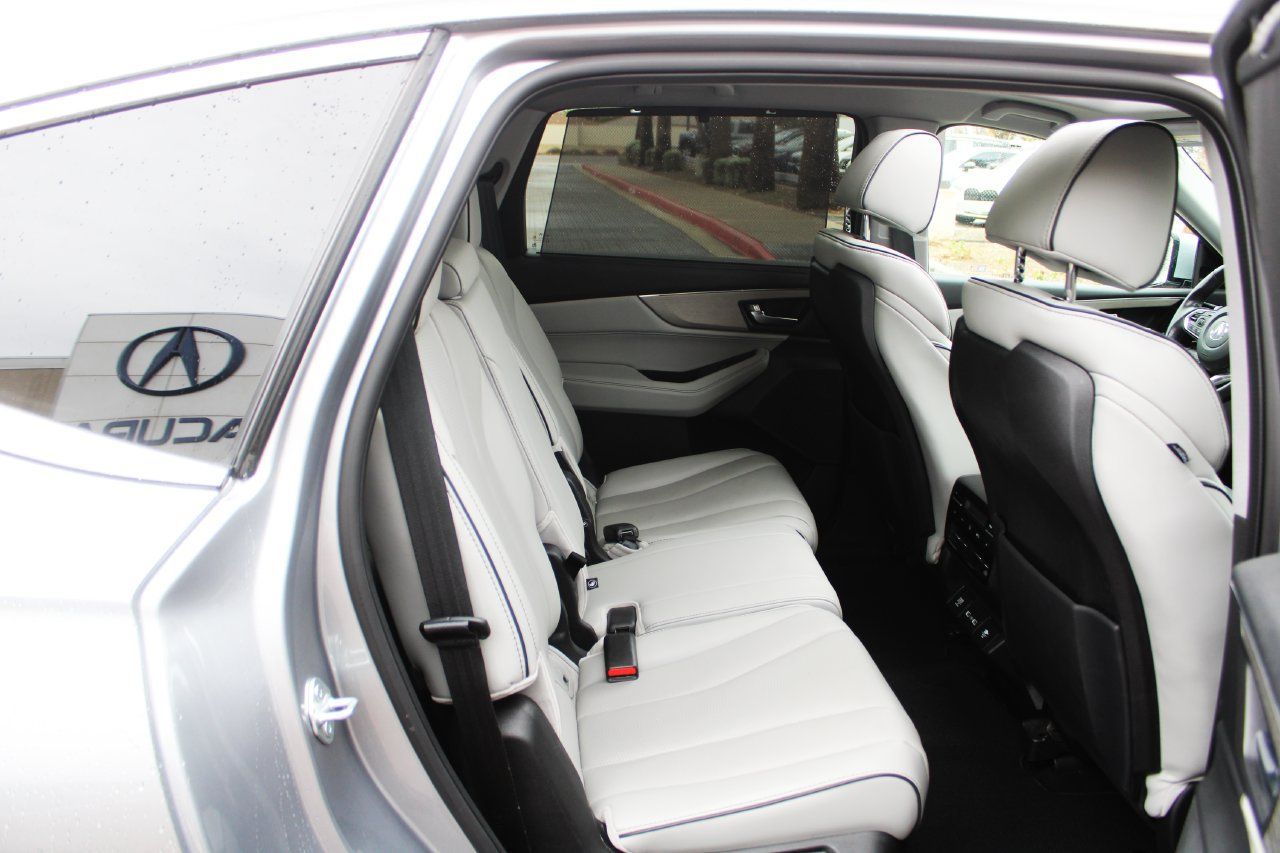 Used 2022 Acura MDX w/ Advance Package AWD/4WD image 15
