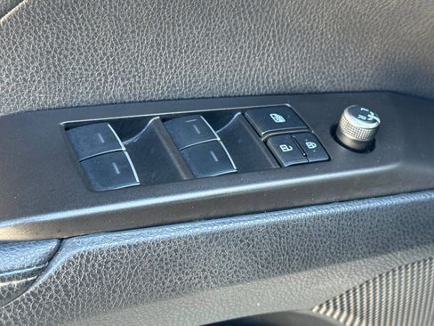 Used 2022 Toyota Camry XSE image 13