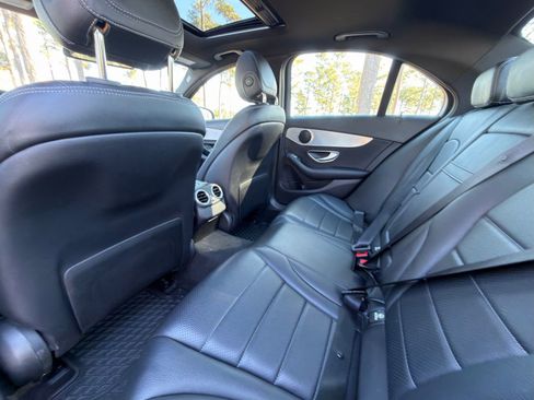 Certified 2018 Mercedes-Benz C 300 4MATIC Sedan image 14