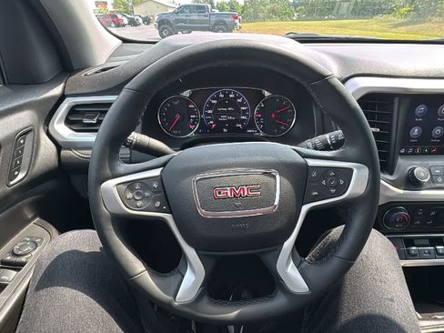 Certified 2023 GMC Acadia SLT w/ Elevation Edition AWD/4WD image 12