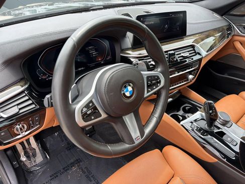 Used 2020 BMW 540i xDrive w/ M Sport Package AWD/4WD image 4