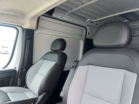 Used 2025 RAM ProMaster 2500 w/ Safety Group image 12
