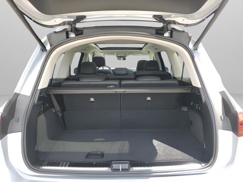Certified 2026 Mercedes-Benz GLS 450 4MATIC image 9