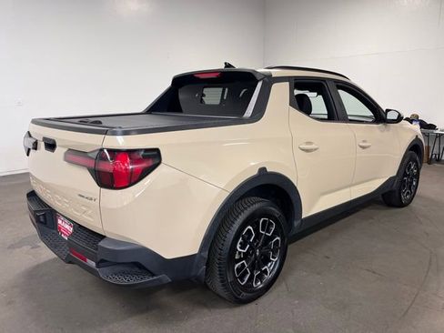 Used 2022 Hyundai Santa Cruz SEL Premium image 5