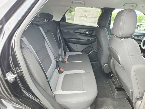 New 2026 Chevrolet TrailBlazer LT w/ Convenience Package FWD image 11