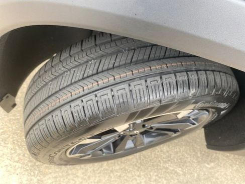 New 2026 Chevrolet Equinox RS w/ Convenience Package III FWD image 29