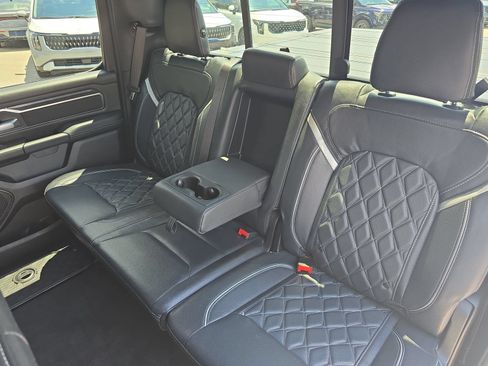 Used 2024 RAM 1500 Big Horn AWD/4WD image 15