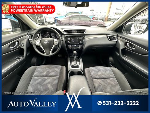 Used 2015 Nissan Rogue SV image 27