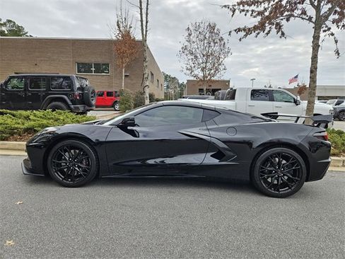 Used 2025 Chevrolet Corvette Stingray Premium Cpe w/ Z51 Performance Package image 3