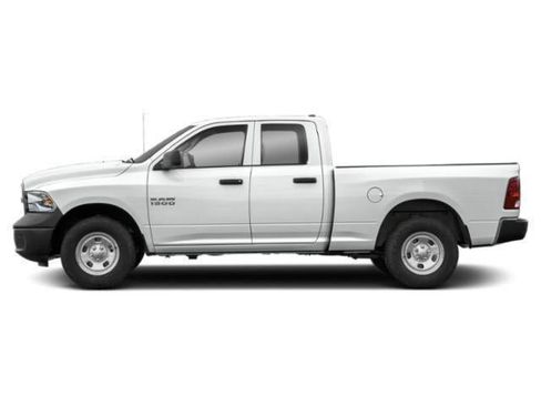 Used 2019 RAM 1500 Express w/ Express Value Package AWD/4WD image 2