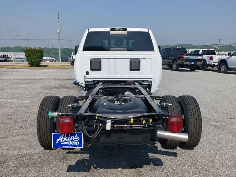 New 2026 RAM 3500 Tradesman image 4