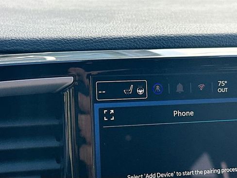 New 2026 Chrysler Pacifica Select image 21