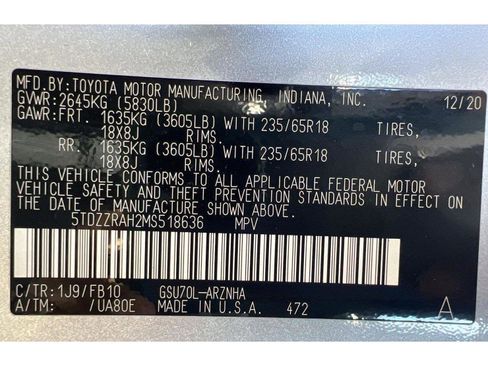 Used 2021 Toyota Highlander LE image 28