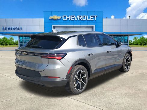 New 2026 Chevrolet Equinox EV LT image 4