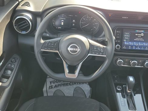 Used 2024 Nissan Kicks SV FWD image 29