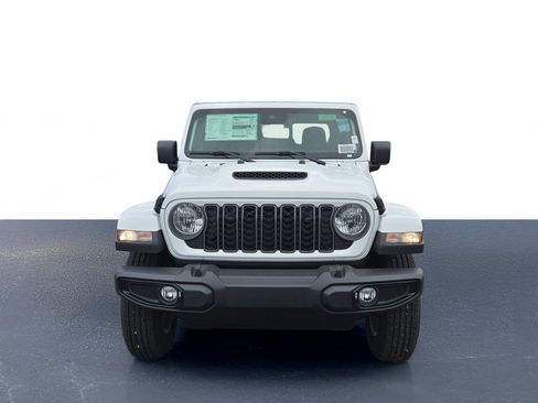 New 2025 Jeep Gladiator Sport image 2