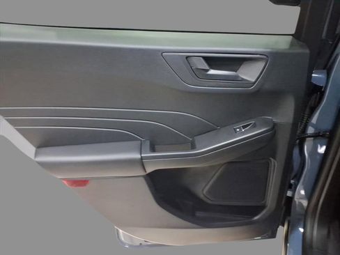 New 2026 Ford Escape Active image 9