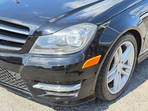 Used 2014 Mercedes-Benz C 300 4MATIC Sedan w/ Premium 1 Package image 9