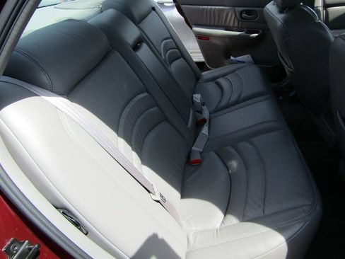 Used 2000 Buick Century Limited w/ Luxury Pkg FWD image 6