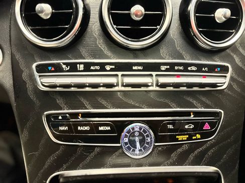 Used 2018 Mercedes-Benz C 300 Sedan image 29