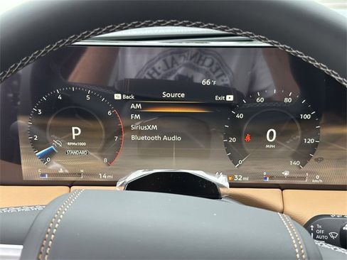 New 2025 Nissan Armada Platinum Reserve image 29