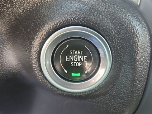 Used 2019 Chevrolet Silverado 1500 RST image 17